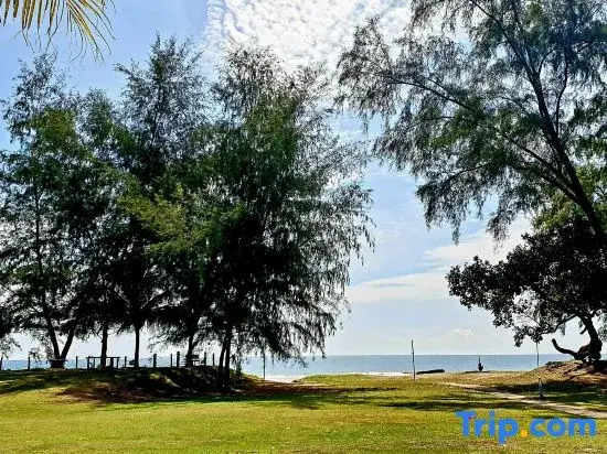 Samsuria Beach Suite Apartments
