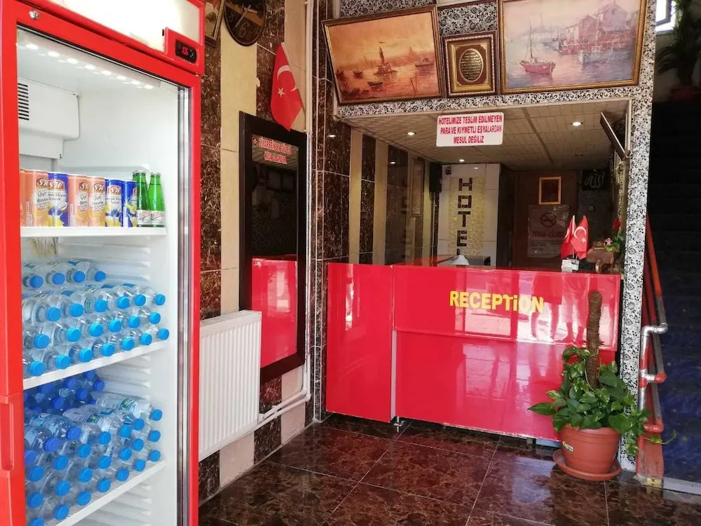 Omur Hotel