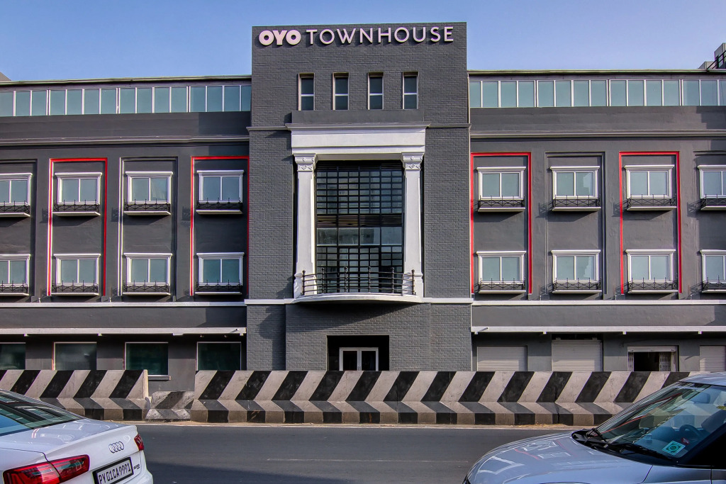 OYO Townhouse 037 Central