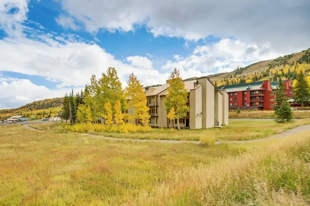 Brian Head Studio Condo w/ Balcony + Mountain View