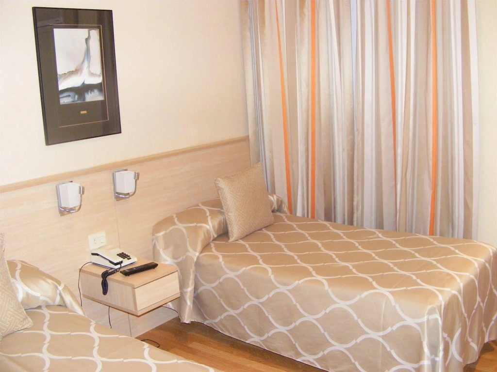 Hotel Alkazar