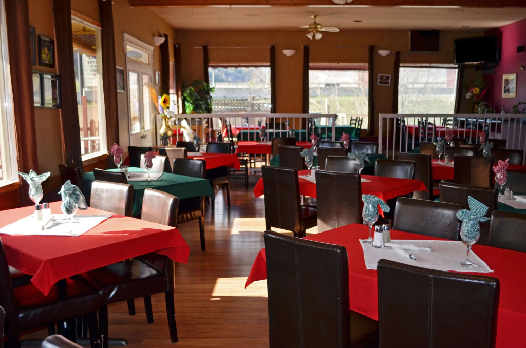 Canadas Best Value Inn & Suites-Castlegar