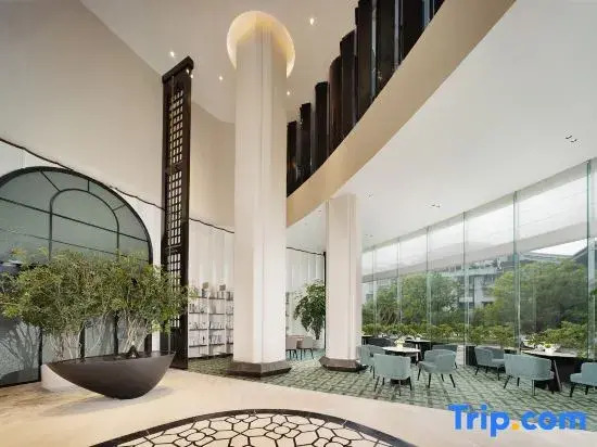 Kelton International Hotel