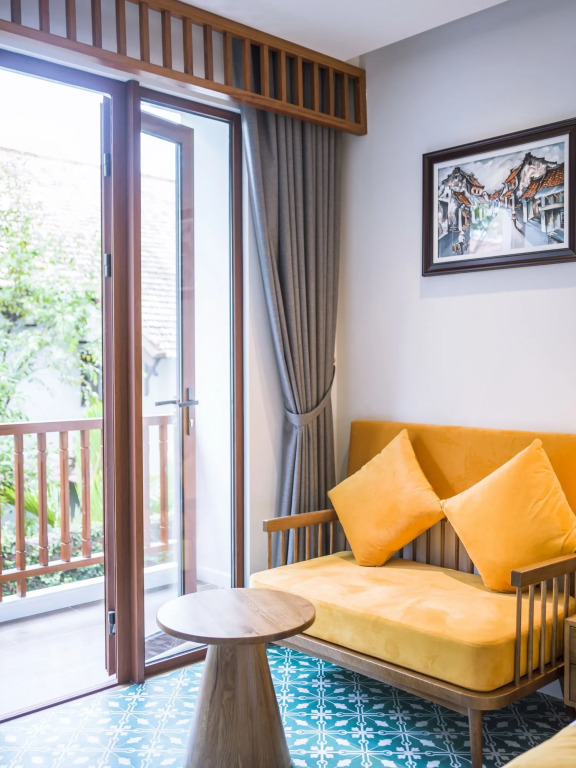 Vinh Hung Old Town Hotel