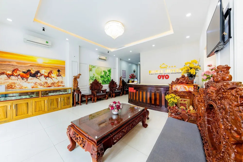 Homey Hotel by OYO Rooms