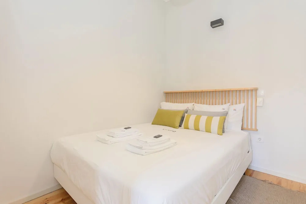 Liiiving in Porto - Bolhão Garden Apartment