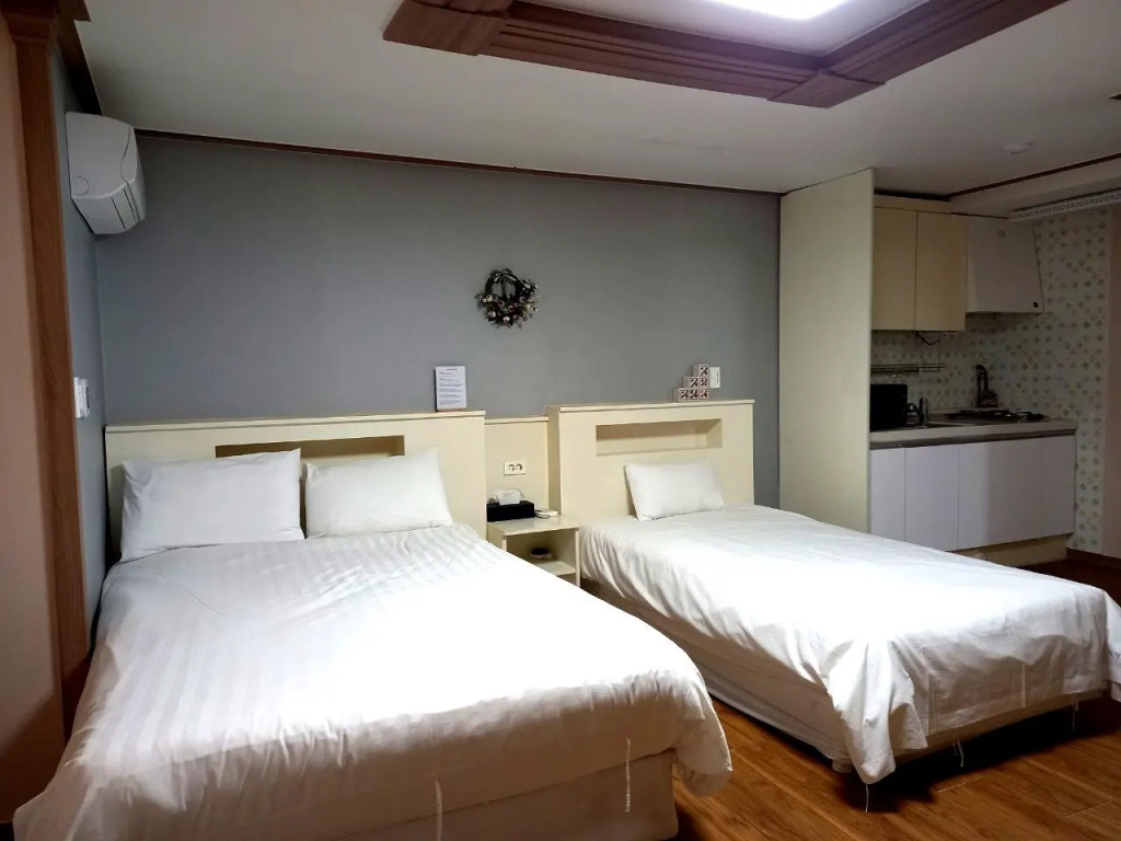 HY Choi Hostel