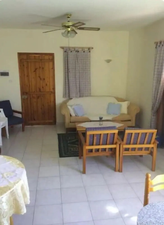 Layia Bungalow