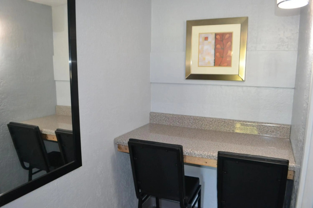 Knights Inn Jacksonville North