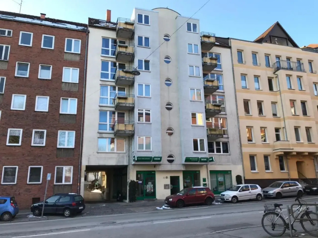 Wohlfühlwohnung mit Balkon im Zentrum von Kiel