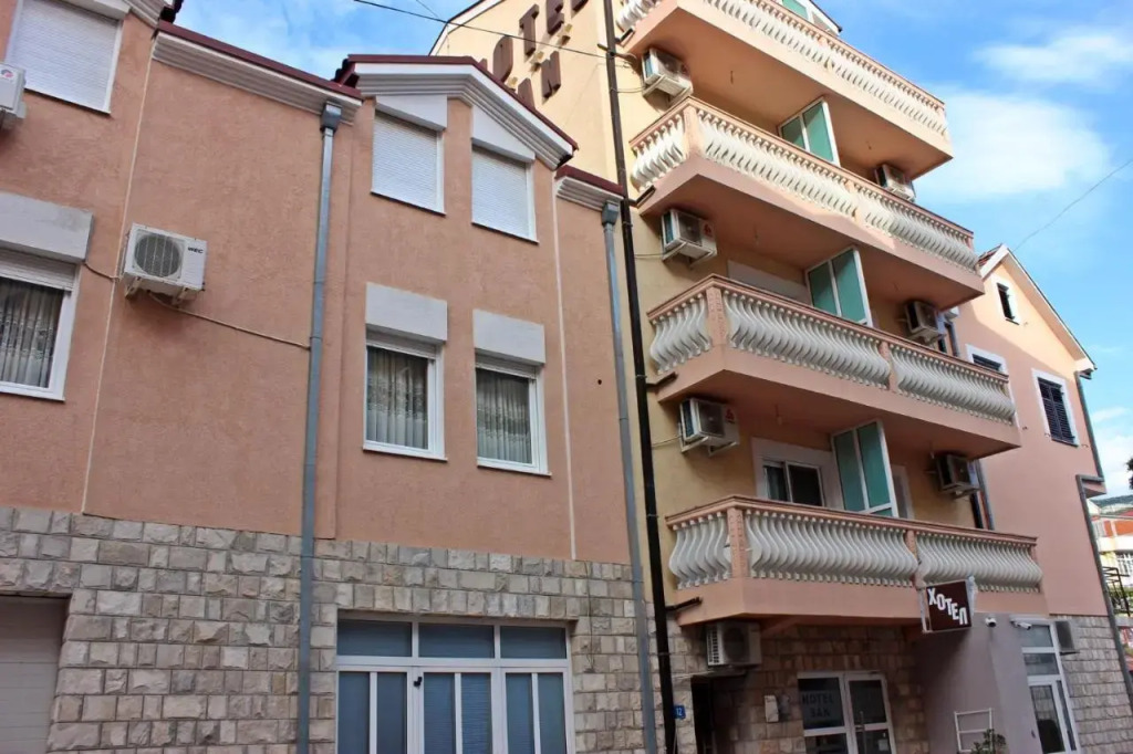 Hotel San