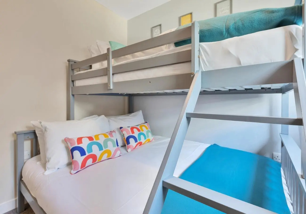 Brighton's Best BIG House 2 | By My Getaways