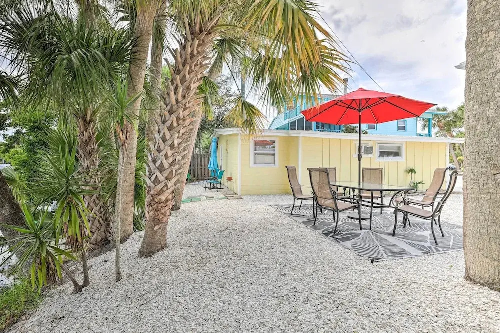 Remodeled Siesta Key Studio Near Beach!