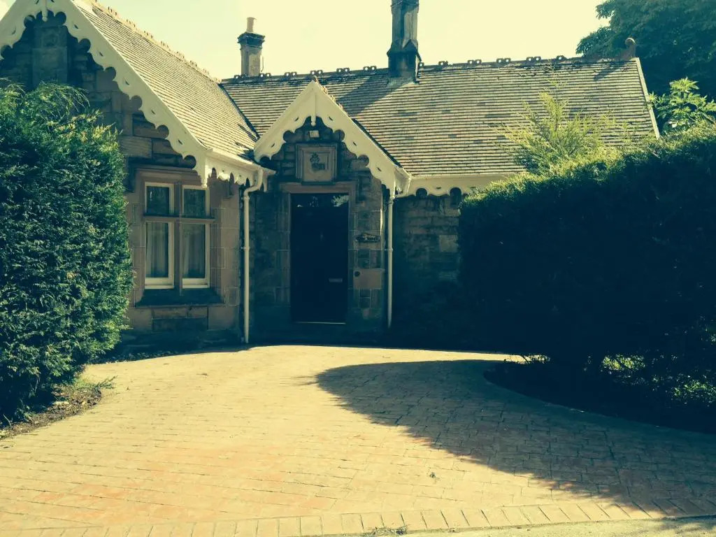 Mansion House Hotel