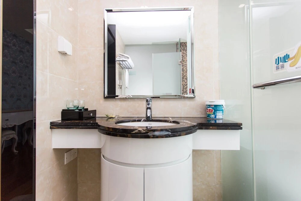 Kaimi Theme Apartment Hotel