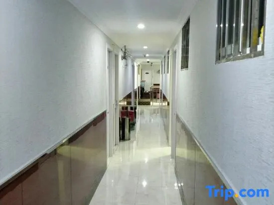 Yishangju Hostel (Shanghai Huashan Road)