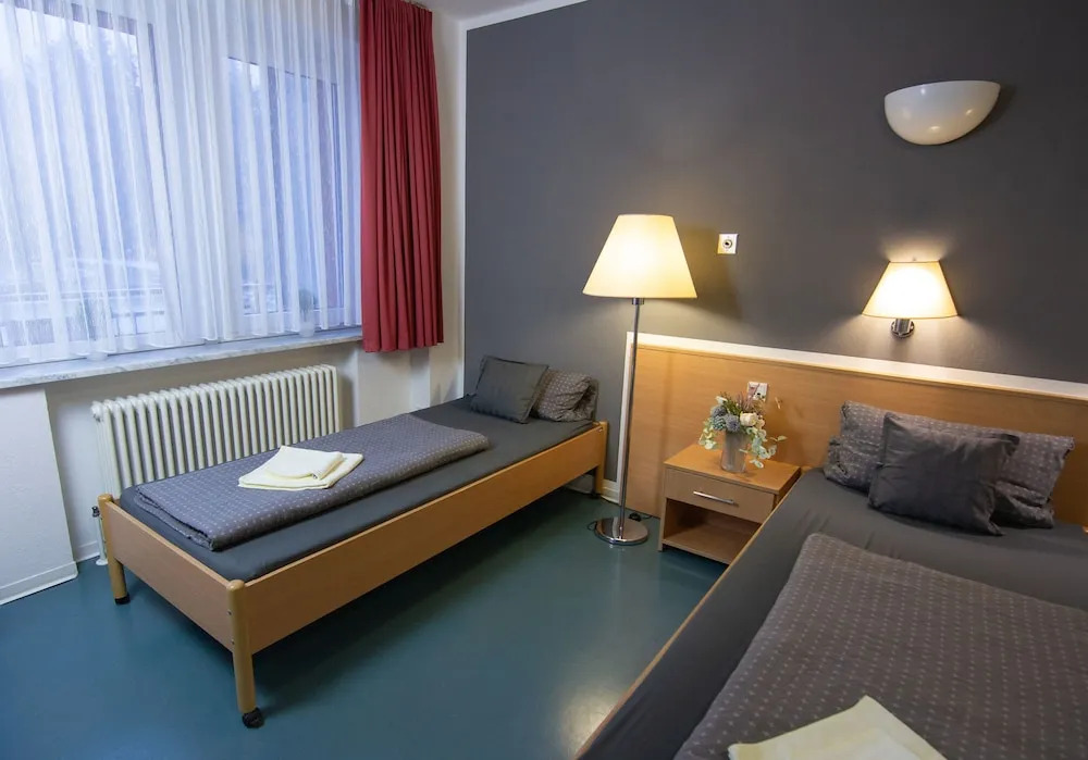 Green Night Hotel