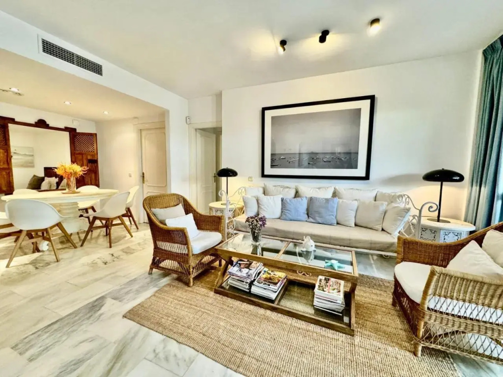 Golden Beach - EaW Homes