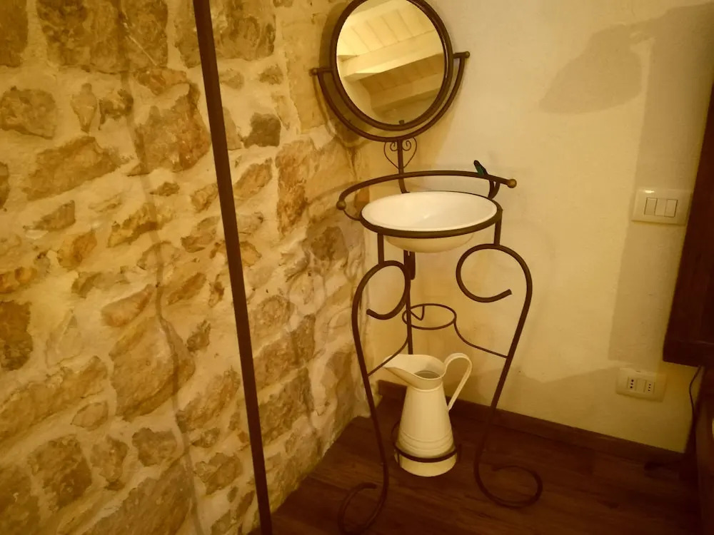 Si-Moutique, le Case-grotte degli Avi 2