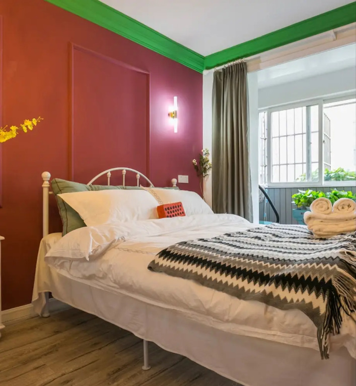 Henry's Apartment- Taikang Road
