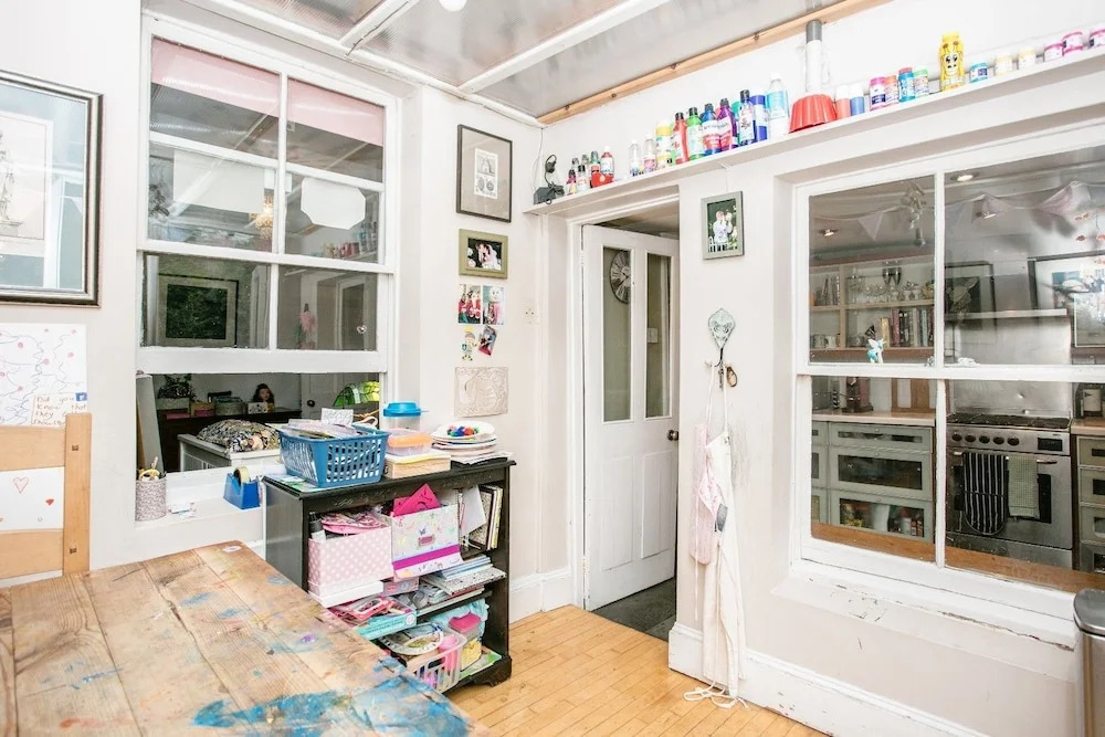 Spacious 3 Bedroom House in Clapton