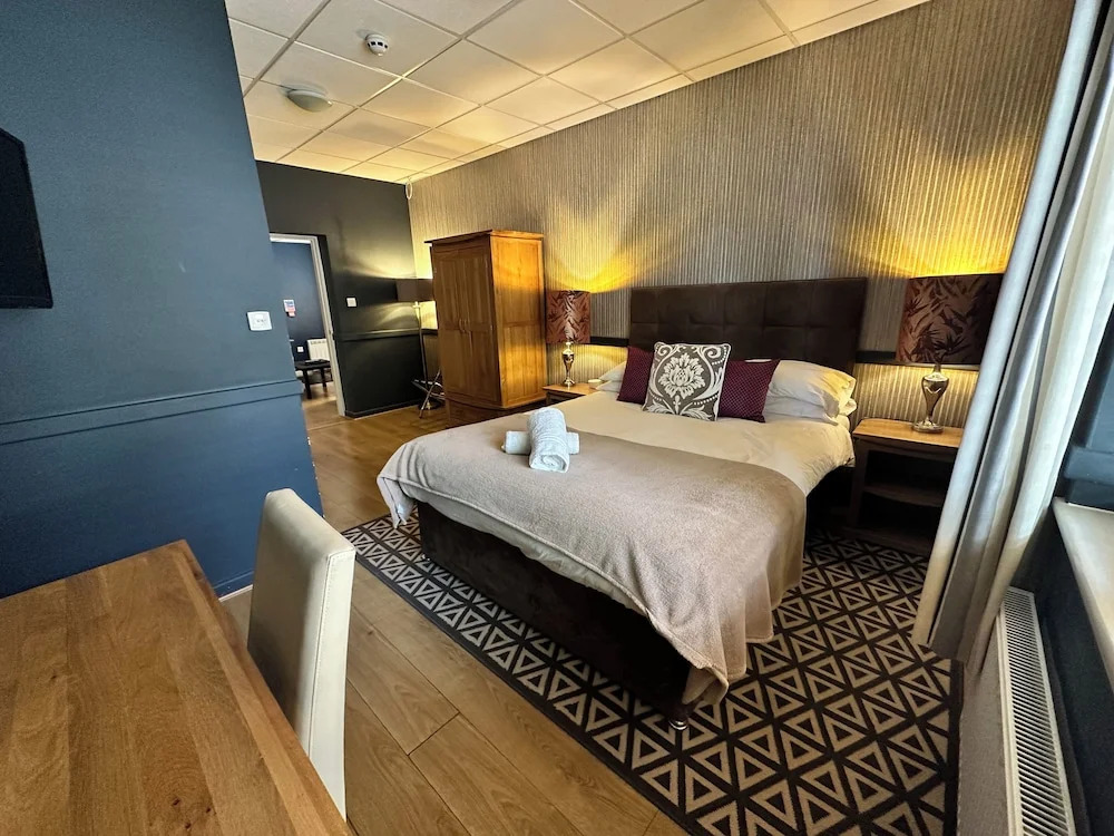 Courtyard Hotel