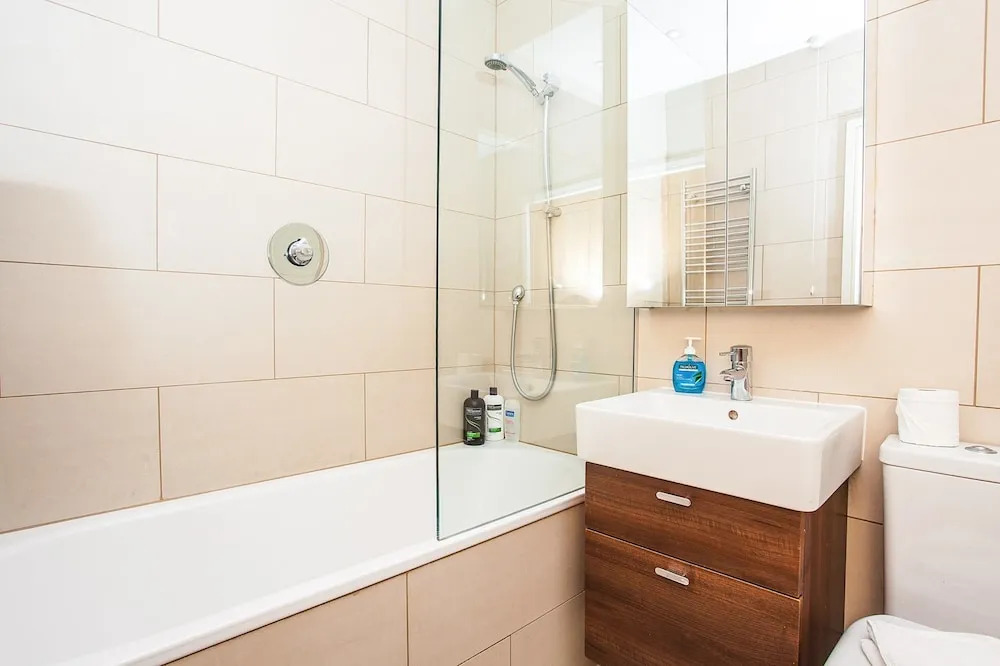 Stunning Central 3 Bed House in Amazing Location