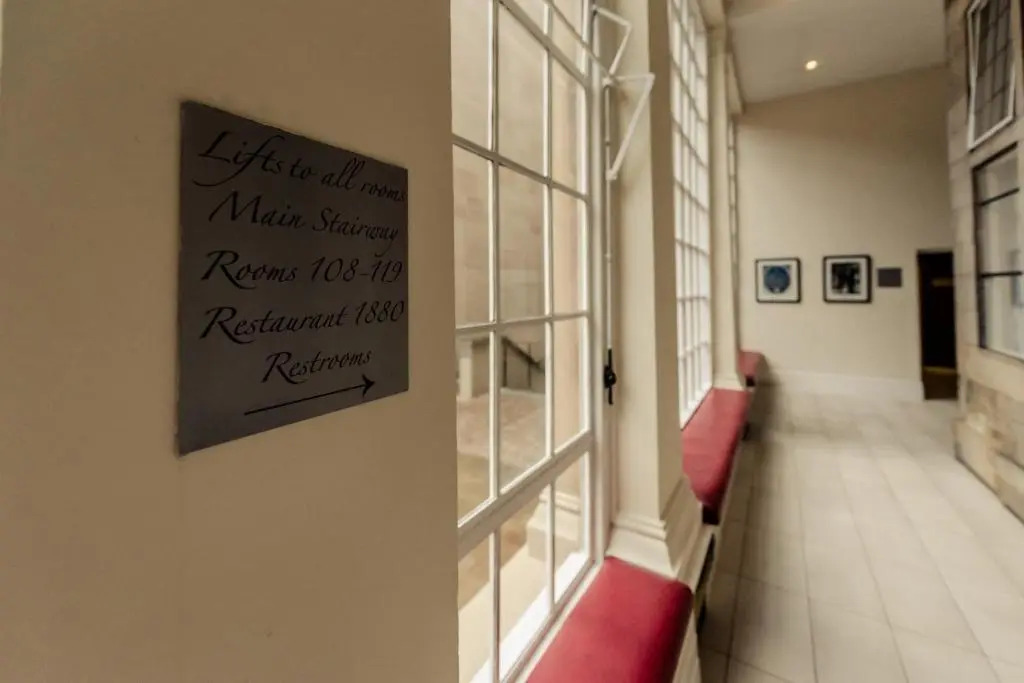 Leopold Hotel