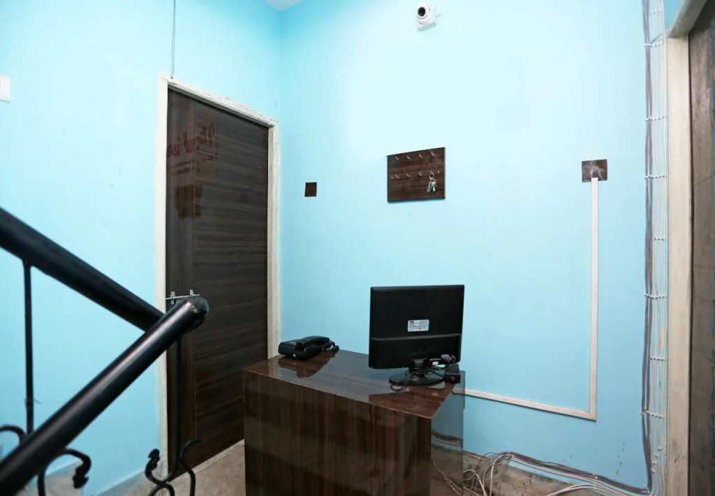 Verb Inn By OYO Rooms