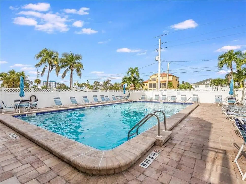 Smugglers Cove 4B6 - Two Bedroom Condo
