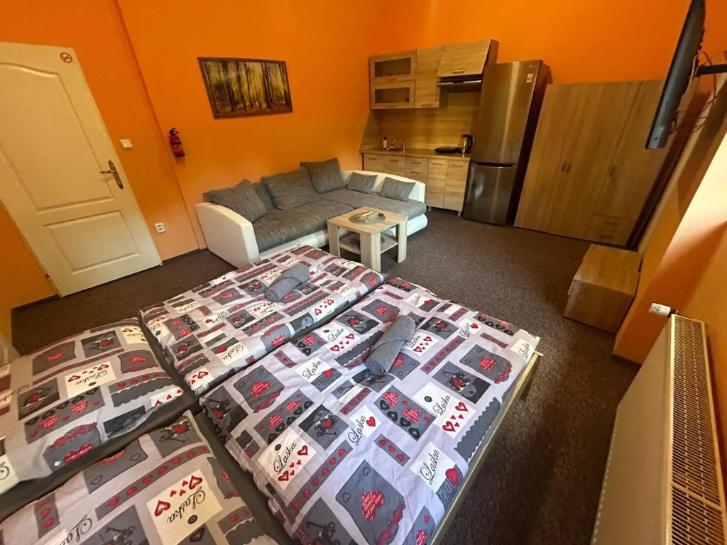 Thermal Apartments
