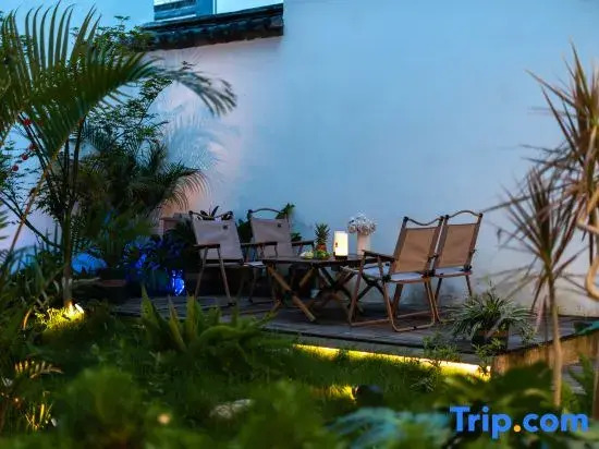 Memorial Day · Fully Intelligent Luxury Vacation Resort (Dali Ancient Town South Gate Store)