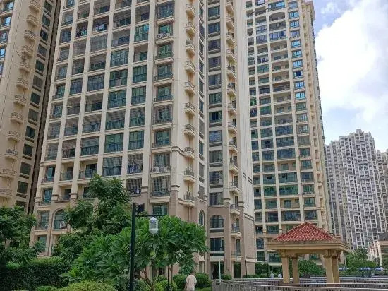 Beihai Yigui Youth Hostel (Wanda Plaza Wuyue Plaza Branch)