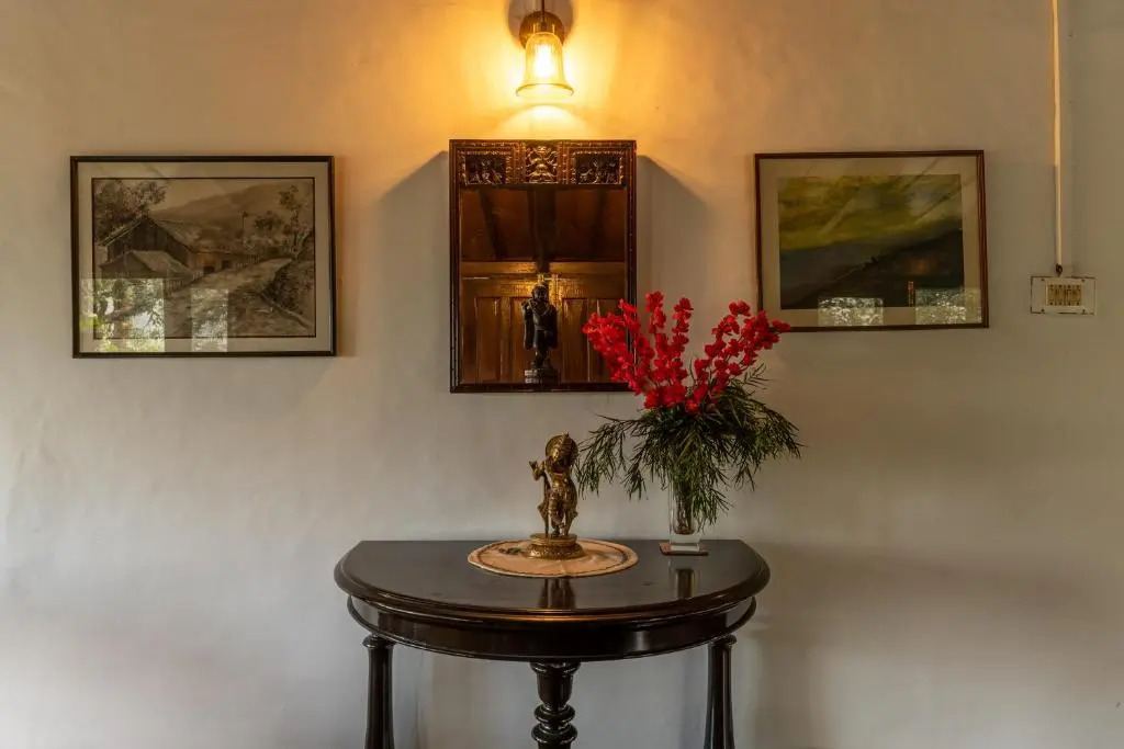 Lyn Eden - 3bhk villa near Company Garden by Roamhome