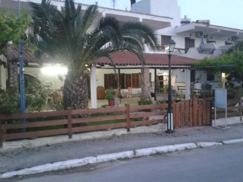 Mylos Rooms