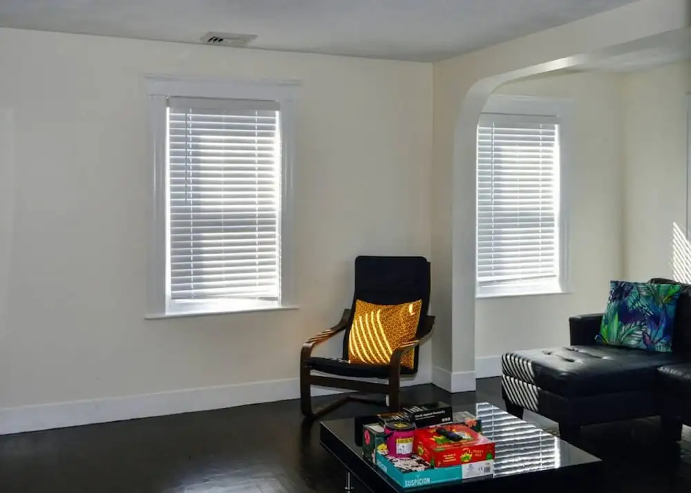 Modern Three Bedroom Condo - Near Boston