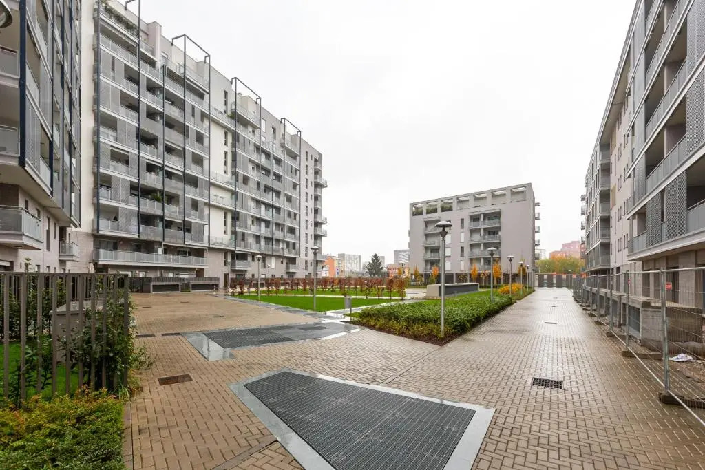 Fiera Milano Flat with Garage