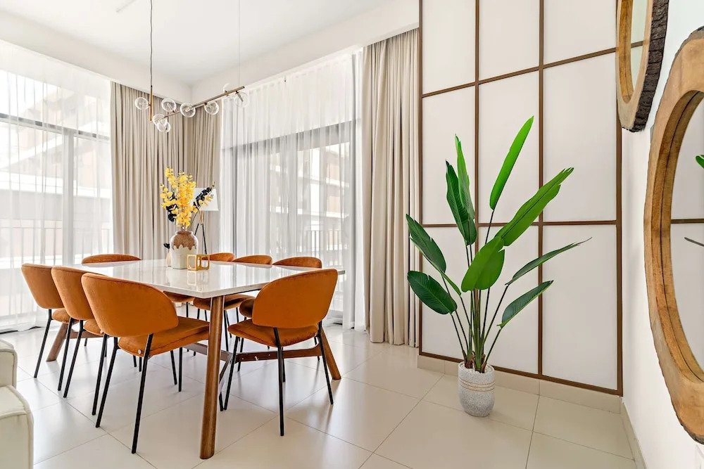 Silkhaus Luxurious 3BR Maid Dubai Hills