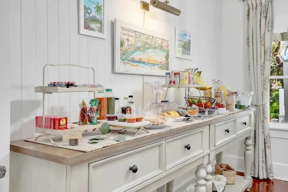 Hibiscus House Bed Breakfast Seashell Room