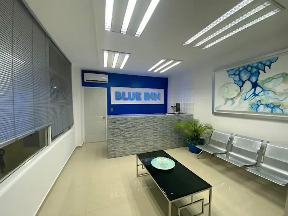 Blue Inn Hotel & Suites