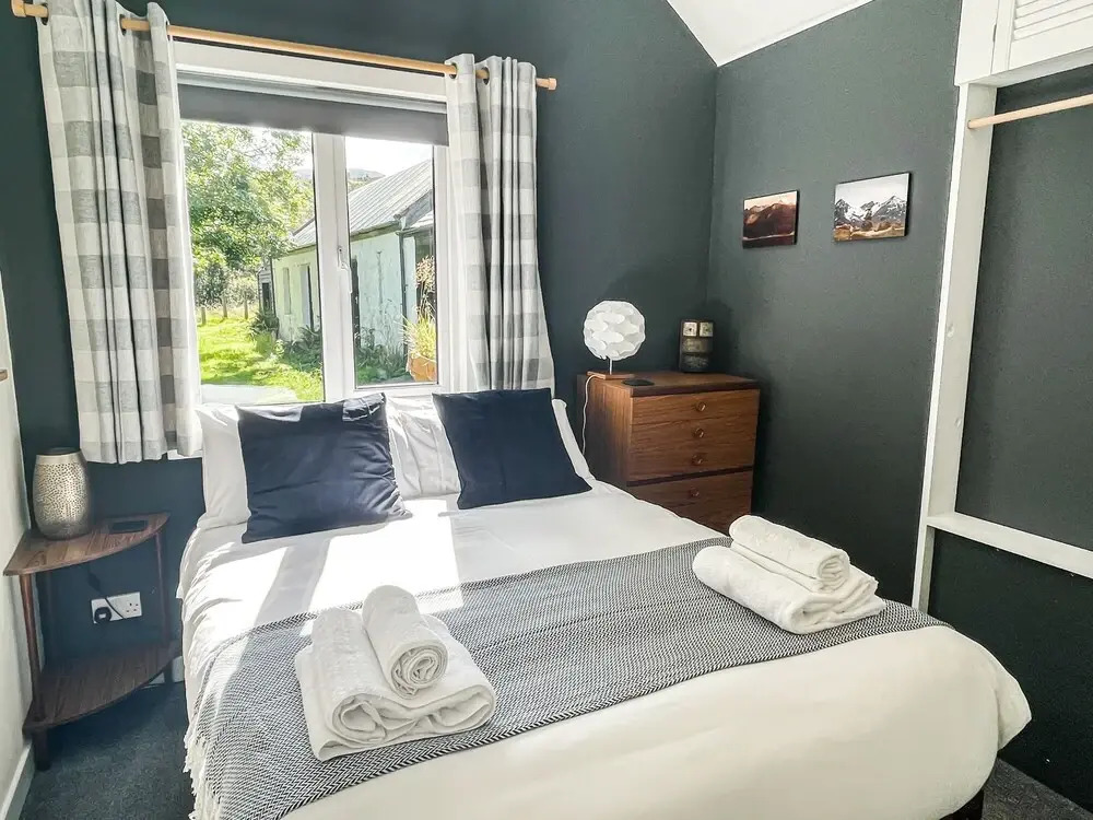 Old Kyle Farm - Stunning Views - 2 mins from Skye Bridge