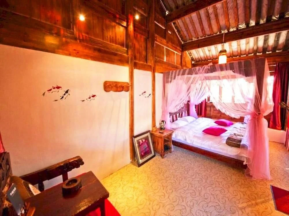 Lijiang Flavor Inn Shuhe Flagship Five Taste Life Courtyard