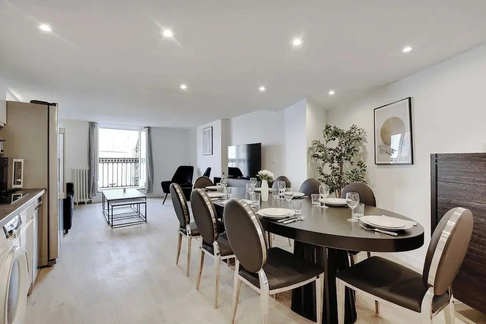 Appartement in the Heart of Paris Opera