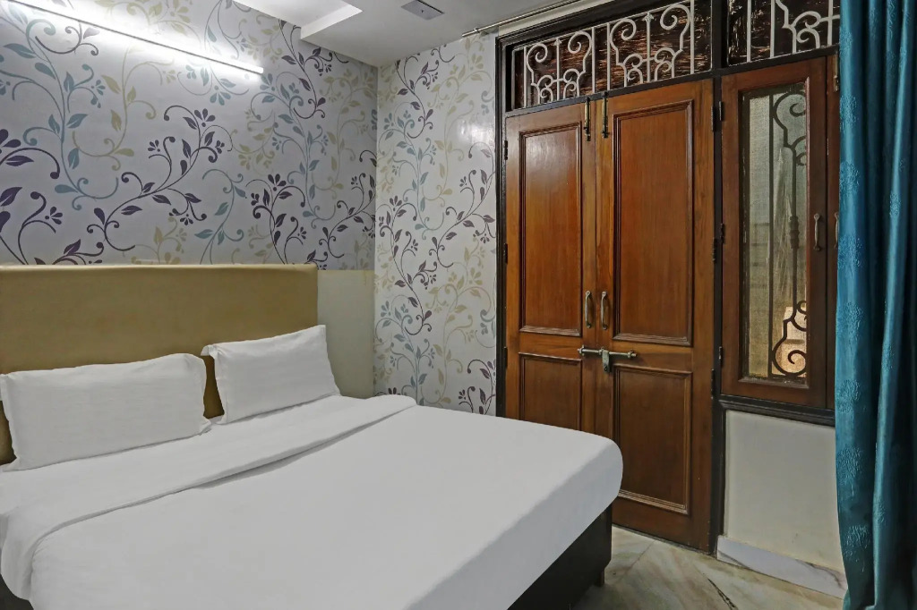 OYO Flagship 80499 Blossom Inn