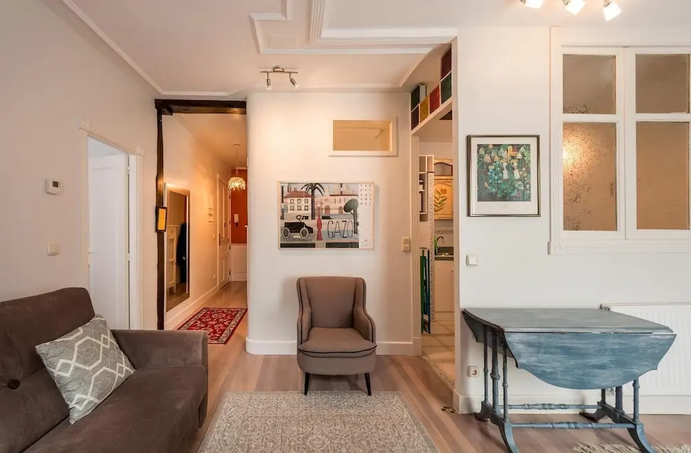 Apartamentos Prim Kalea