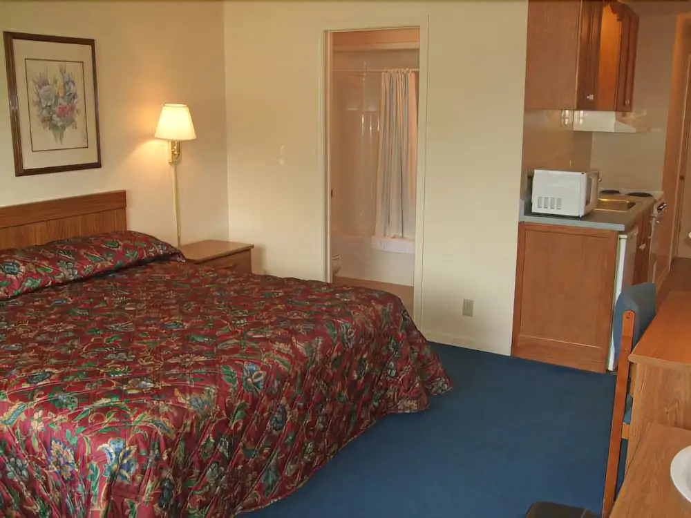 The Shaker Inn