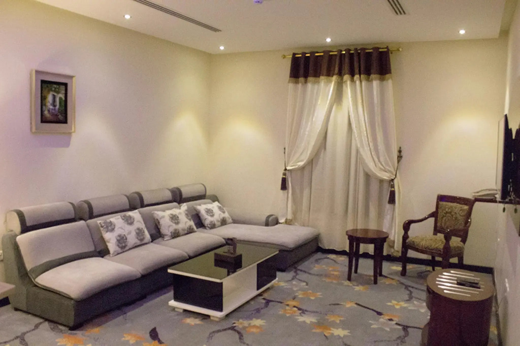 Merfal Serviced Apartments Royal