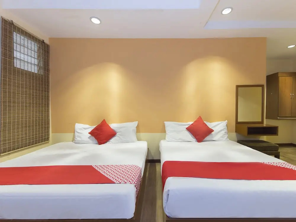 Straits Settlement Inn