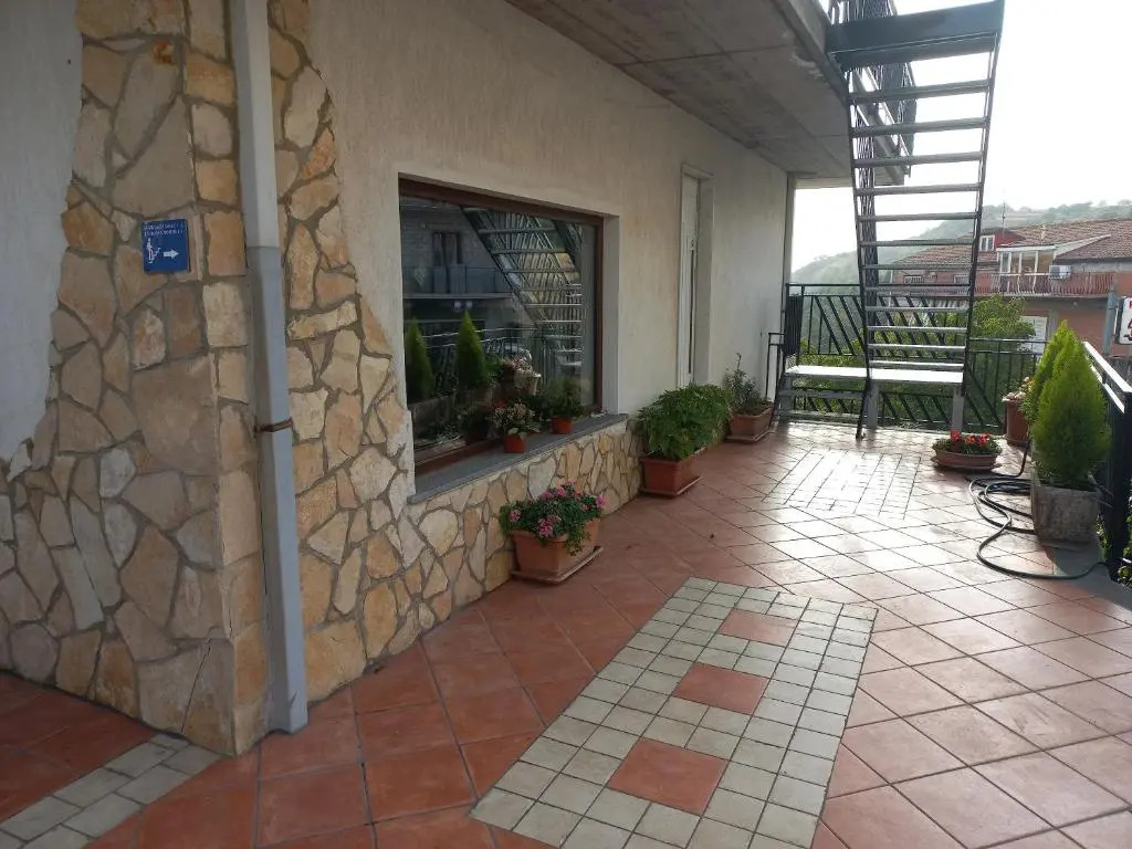 BB Cesarò Mariolo house