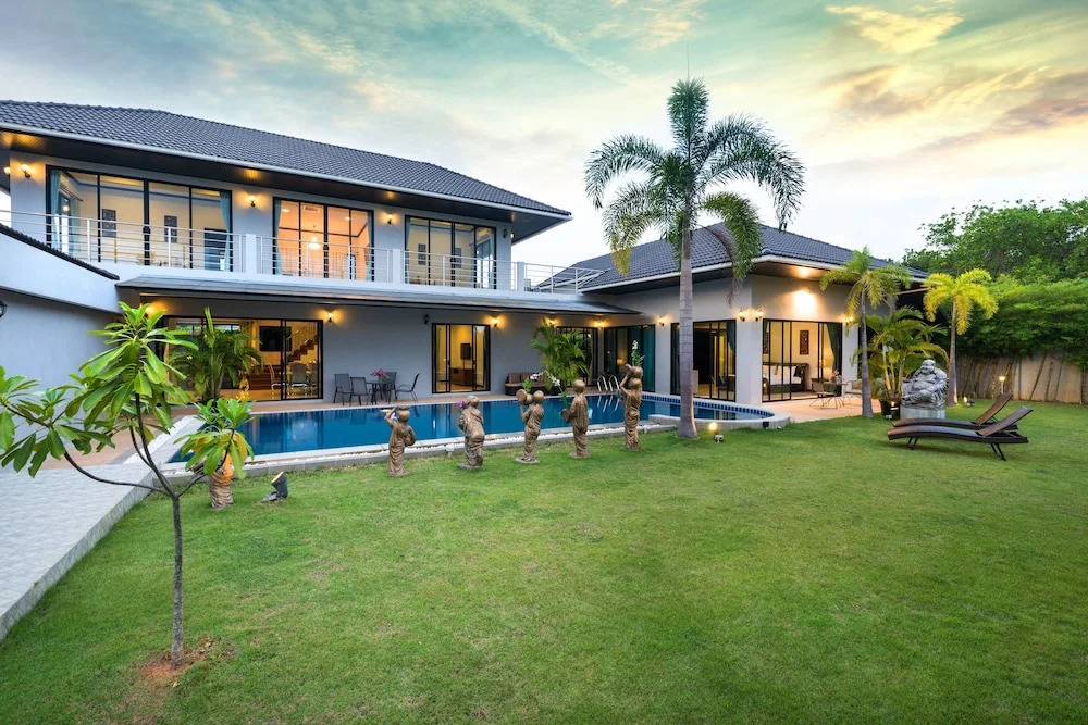Grand Villa Luxury Holidays Phuket